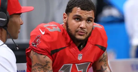 Who Is Mike Evans Dad